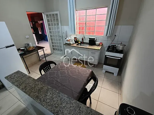 Casa com 176m² 2 quartos e 1 banheiro, à venda, no bairro Jardim Vila Rica em Santa Bárbara D'Oeste
