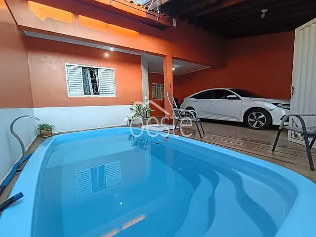 Casa com 176m² 2 quartos e 1 banheiro, à venda, no bairro Jardim Vila Rica em Santa Bárbara D'Oeste