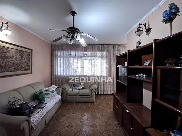 Casa com 300m² 2 quartos e 3 banheiros, para alugar, no bairro Vila Campesina em Osasco