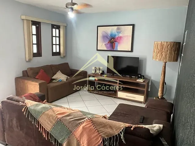 Casa com 200m² 2 quartos e 2 banheiros, à venda, no bairro Parque Cuiabá em Cuiabá