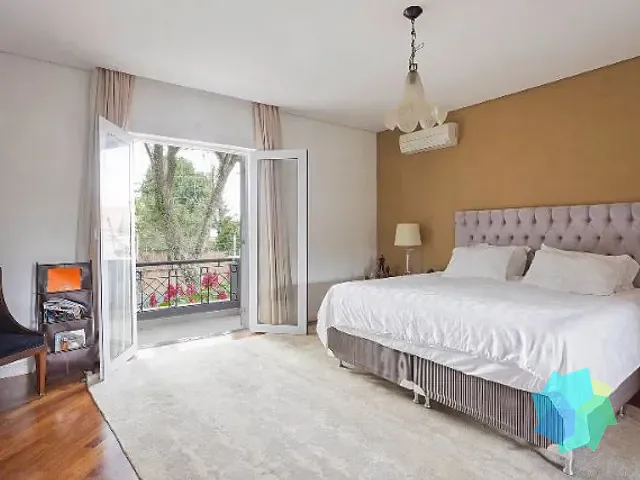 Casa com 592m² 6 quartos e 5 banheiros, à venda, no bairro Jardim Guedala em São Paulo