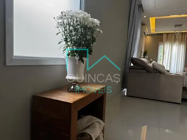 Casa 4 quartos e 5 banheiros, à venda, no bairro Parque Residencial Eloy Chaves em Jundiaí