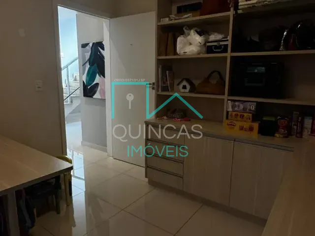 Casa 4 quartos e 5 banheiros, à venda, no bairro Parque Residencial Eloy Chaves em Jundiaí