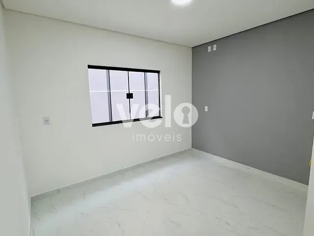 Casa 2 quartos e 2 banheiros, à venda, no bairro Morada dos Nobres em Taubaté