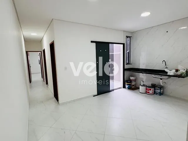 Casa 2 quartos e 2 banheiros, à venda, no bairro Morada dos Nobres em Taubaté