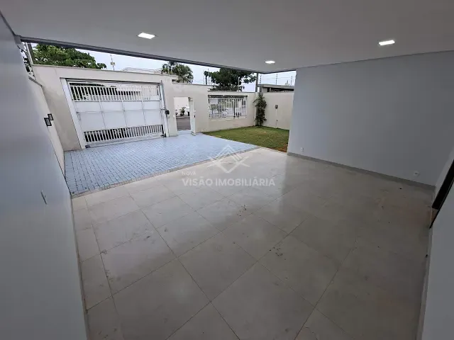 Casa 3 quartos e 4 banheiros, para alugar, no bairro Aquarela das Artes em Sinop
