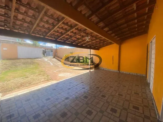 Casa com 66m² 1 quarto e 1 banheiro, à venda, no bairro Alpes em Londrina