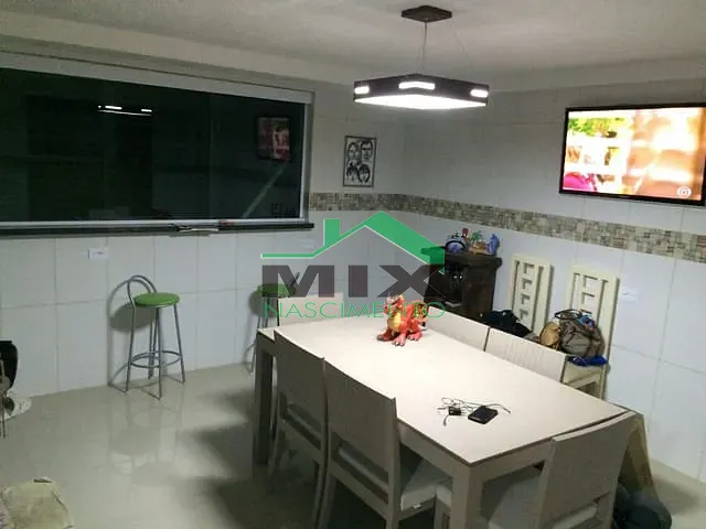 Casa com 250m² 4 quartos e 3 banheiros, à venda, no bairro Jardim Melo em São Paulo