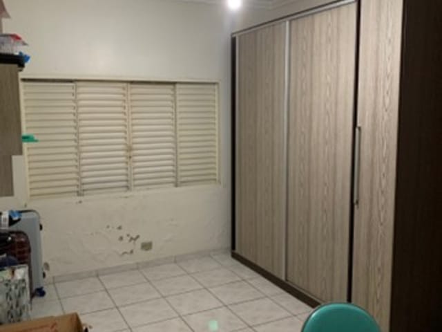 Casa com 300m² 4 quartos e 2 banheiros, à venda, no bairro Jardim Santana em Tremembé