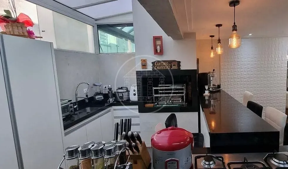 Casa, 4 quartos, 191 m² - Foto 2