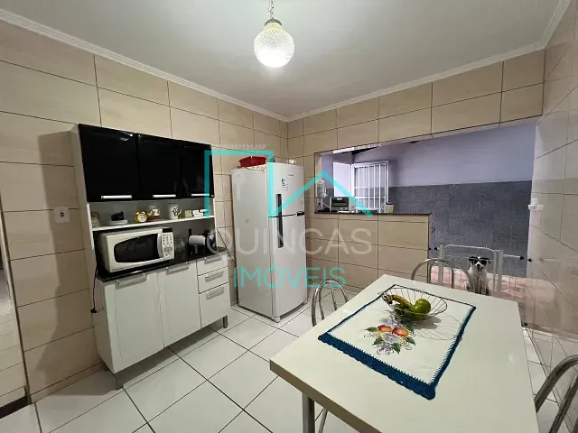 Casa com 125m² 3 quartos e 2 banheiros, à venda, no bairro Jardim Carolina em Jundiaí