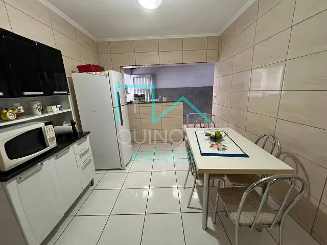 Casa com 125m² 3 quartos e 2 banheiros, à venda, no bairro Jardim Carolina em Jundiaí