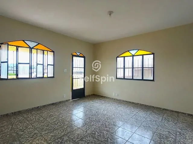 Casa 3 quartos e 2 banheiros, para alugar, no bairro Porto da Pedra em São Gonçalo