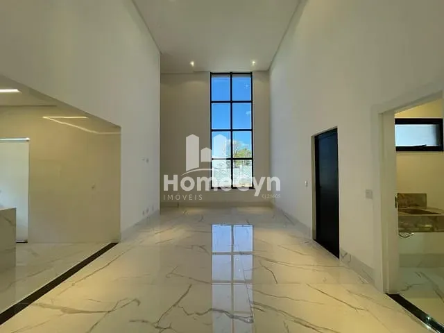 Casa com 444m² 4 quartos e 4 banheiros, à venda, no bairro Portal do Sol Garden em Goiânia