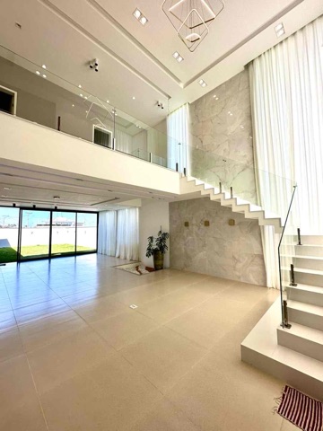 Casa com 400m² 3 quartos e 3 banheiros, à venda, no bairro Parque Rodoviário em Campos dos Goytacazes