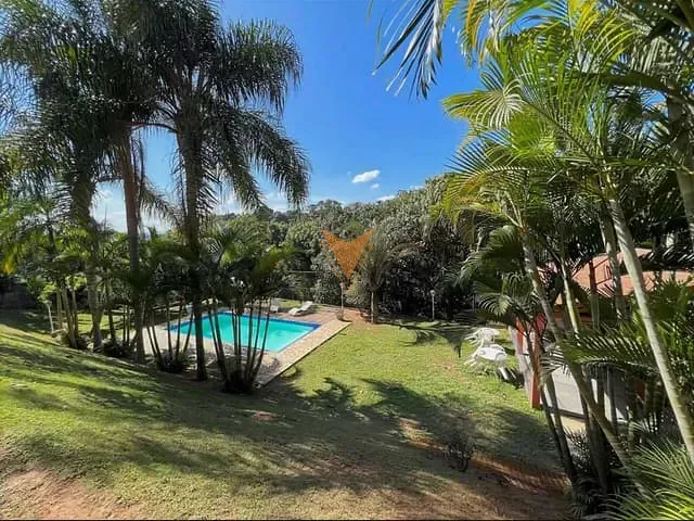 Casa com 1459m² 4 quartos e 4 banheiros, à venda, no bairro Chácara Santa Lúcia em Carapicuíba