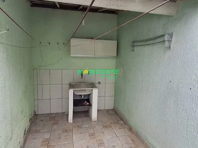 Casa com 150m² 3 quartos e 1 banheiro, à venda, no bairro Jardim São Vicente em São José dos Campos
