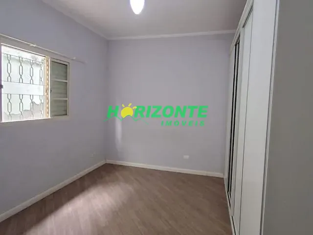 Casa com 150m² 3 quartos e 1 banheiro, à venda, no bairro Jardim São Vicente em São José dos Campos
