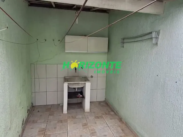 Casa com 150m² 3 quartos e 1 banheiro, à venda, no bairro Jardim São Vicente em São José dos Campos