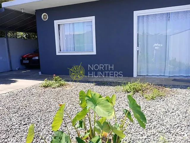 Casa com 80m² 2 quartos e 1 banheiro, para alugar, no bairro Guanabara em Joinville