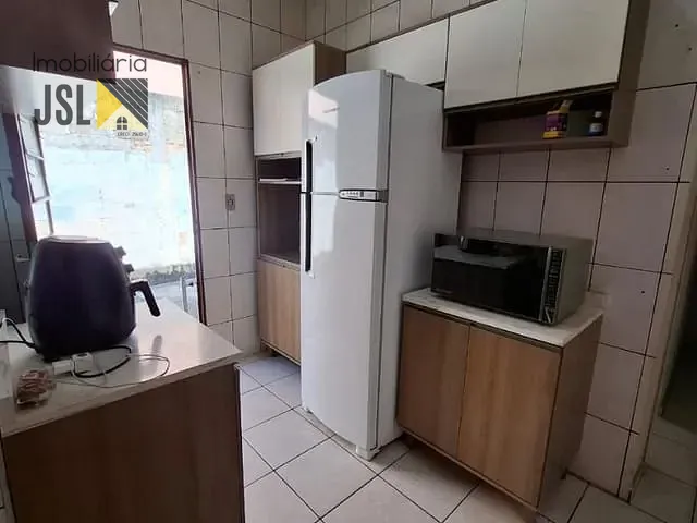 Casa com 230m² 3 quartos e 2 banheiros, à venda, no bairro Parque Residencial Maria Elmira em Caçapava