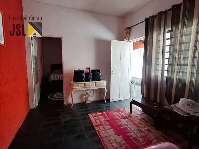 Casa com 230m² 3 quartos e 2 banheiros, à venda, no bairro Parque Residencial Maria Elmira em Caçapava