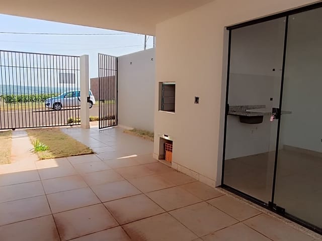 Casa com 126m² 2 quartos e 2 banheiros, à venda ou para alugar, no bairro Residencial Araucária em Cambé