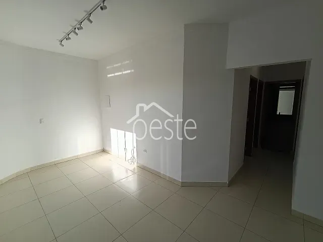 Casa com 134m² 3 quartos e 1 banheiro, à venda, no bairro Conjunto Habitacional 31 de Março em Santa Bárbara D'Oeste