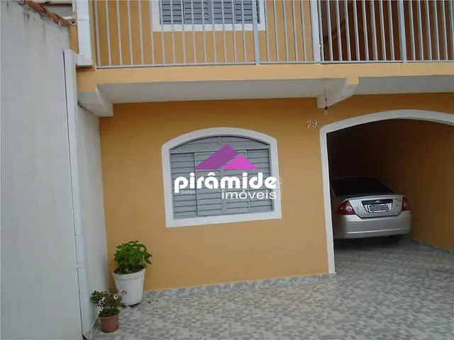 Casa com 140m² 4 quartos e 2 banheiros, à venda, no bairro Jardim Portugal em São José dos Campos