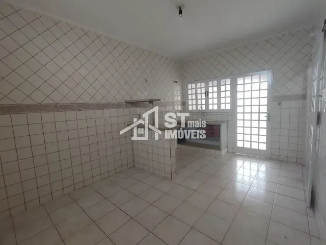 Casa com 138m² 3 quartos e 1 banheiro, para alugar, no bairro João Teixeira Filho em Andradas