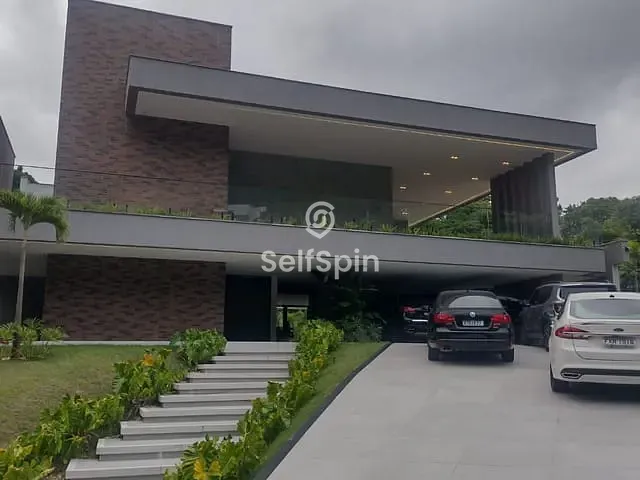 Casa com 1050m² 5 quartos e 5 banheiros, para alugar, no bairro Vila Progresso em Niterói