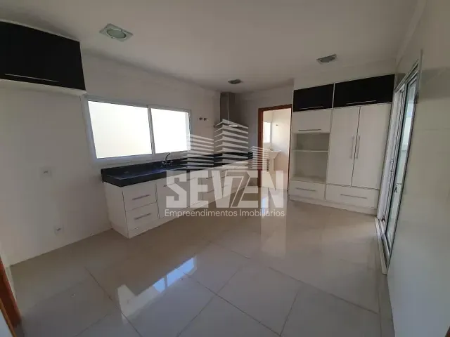 Casa com 360m² 4 quartos e 5 banheiros, para alugar, no bairro Residencial Villaggio II em Bauru