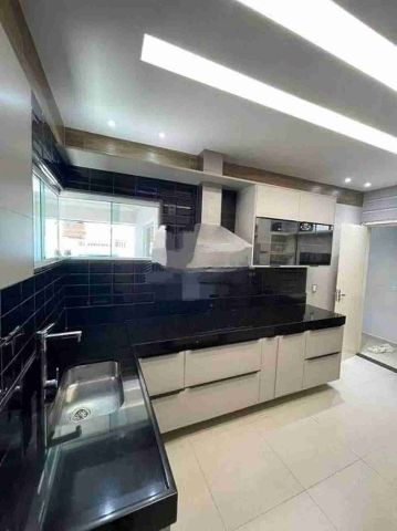 Casa com 165m² 2 quartos e 1 banheiro, à venda, no bairro Parque Novo Jockey em Campos dos Goytacazes