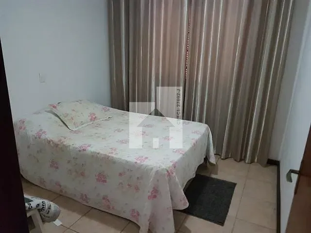 Casa com 600m² 4 quartos e 2 banheiros, à venda, no bairro Pau Arcado em Campo Limpo Paulista