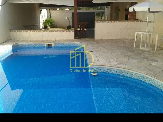Casa com 200m², à venda, no bairro Wanel Ville em Sorocaba