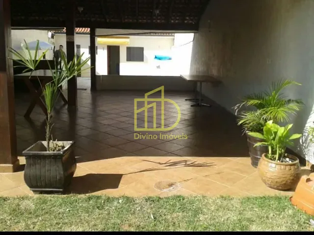 Casa com 200m², à venda, no bairro Wanel Ville em Sorocaba