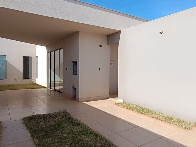 Casa com 126m² 2 quartos e 2 banheiros, à venda, no bairro Residencial Araucária em Cambé