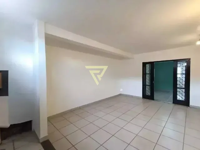 Casa com 107m² 2 quartos e 1 banheiro, para alugar, no bairro Jardim José Sampaio Júnior em Ribeirão Preto