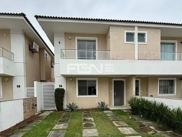 Casa 3 quartos e 2 banheiros, à venda, no bairro Ipitanga em Lauro de Freitas