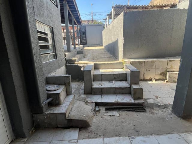 Casa com 125m² 2 quartos e 1 banheiro, para alugar, no bairro Jardim Lisa em Campinas
