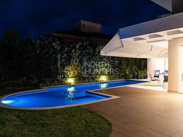 Casa com 613m² 4 quartos e 6 banheiros, à venda, no bairro Jurerê Internacional em Florianópolis