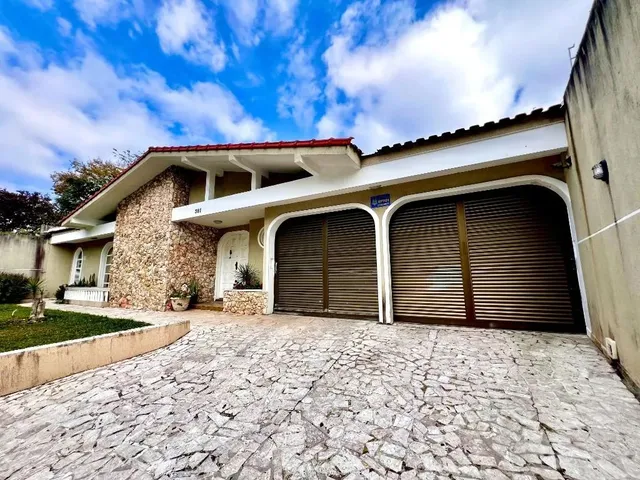 Casa com 429m² 4 quartos e 4 banheiros, à venda, no bairro Mercês em Curitiba