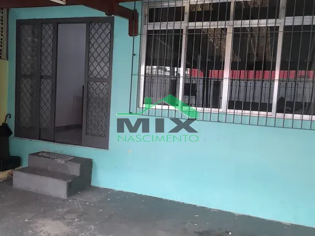 Casa com 250m² 3 quartos e 1 banheiro, à venda, no bairro Taboão em São Bernardo do Campo