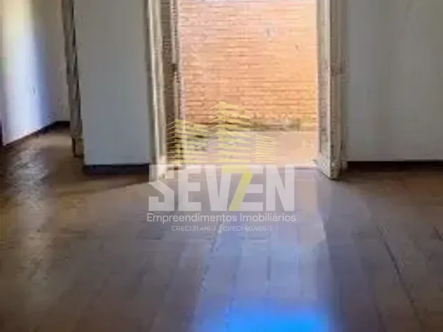 Casa com 280m² 2 quartos e 2 banheiros, à venda, no bairro Jardim Estoril em Bauru