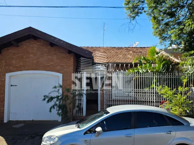 Casa com 280m² 2 quartos e 2 banheiros, à venda, no bairro Jardim Estoril em Bauru