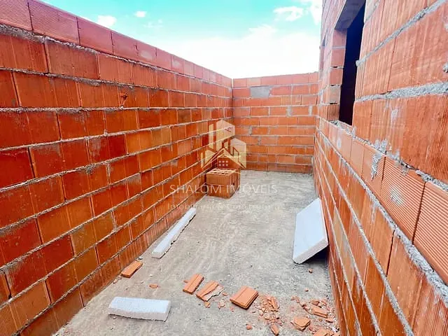 Casa 2 quartos e 1 banheiro, à venda, no bairro Parque Xangri-Lá em Contagem