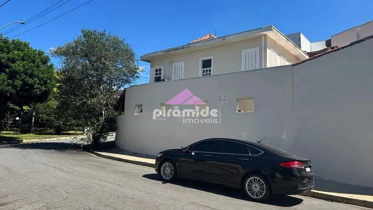 Casa, 4 quartos, 259 m² - Foto 2
