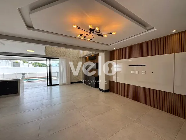 Casa com 300m² 4 quartos e 4 banheiros, para alugar, no bairro Piracangaguá em Taubaté