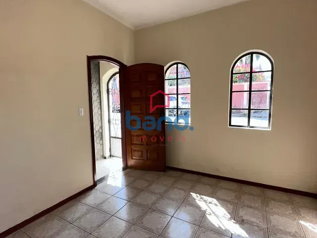 Casa com 120m² 2 quartos e 2 banheiros, para alugar, no bairro Chácara Bazzo em Porto Feliz