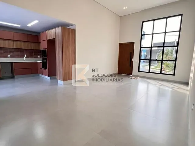 Casa com 300m² 3 quartos e 3 banheiros, à venda, no bairro Vila Rubens em Indaiatuba
